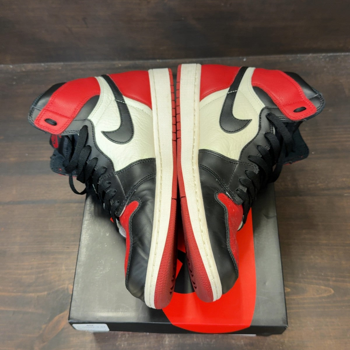 Jordan 1 Retro High Bred Toe - Image 4