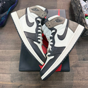 Jordan 1 Retro High Dark Mocha - Image 1