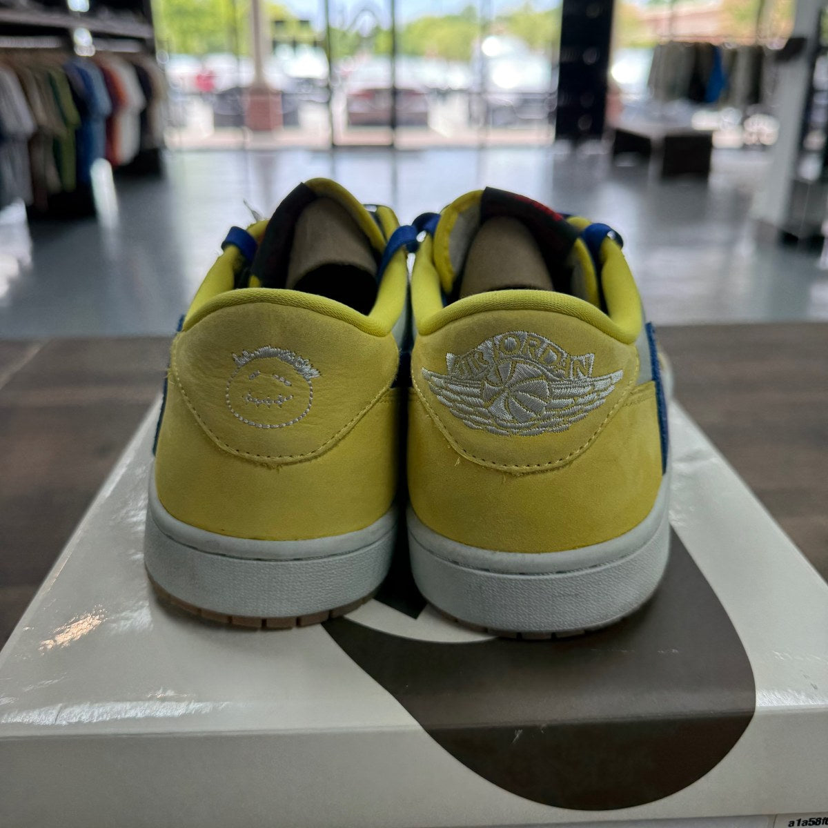 Jordan 1 Retro Low OG SP Travis Scott Canary (Women's) - Image 4