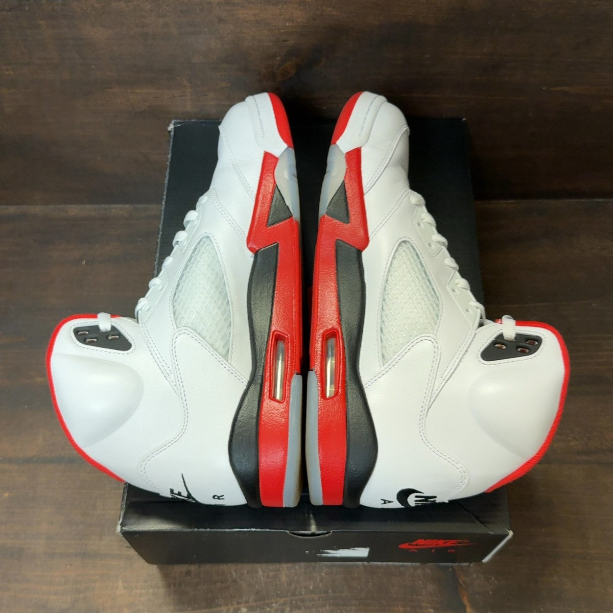 Jordan 5 Retro Fire Red Black Tongue (2025) - Image 5