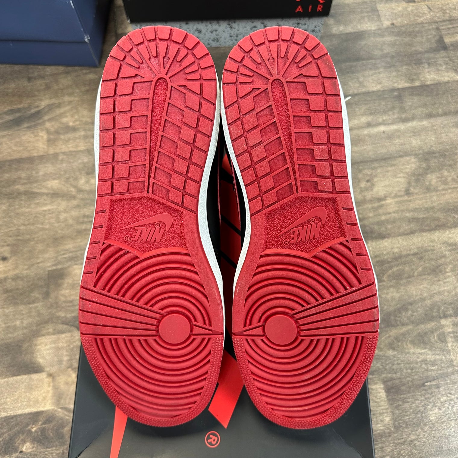 Bred Jordan 1 High 85 (2025) (USED)