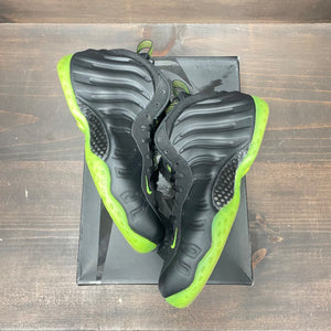 Nike Air Foamposite One Black Volt - Image 2