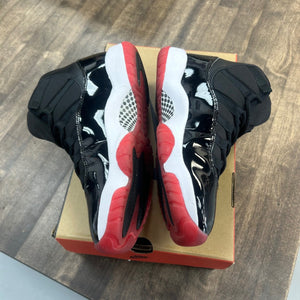 Jordan 11 Retro Playoffs Bred (2019) Size 9.5 (Pre-Owned) - Image 3
