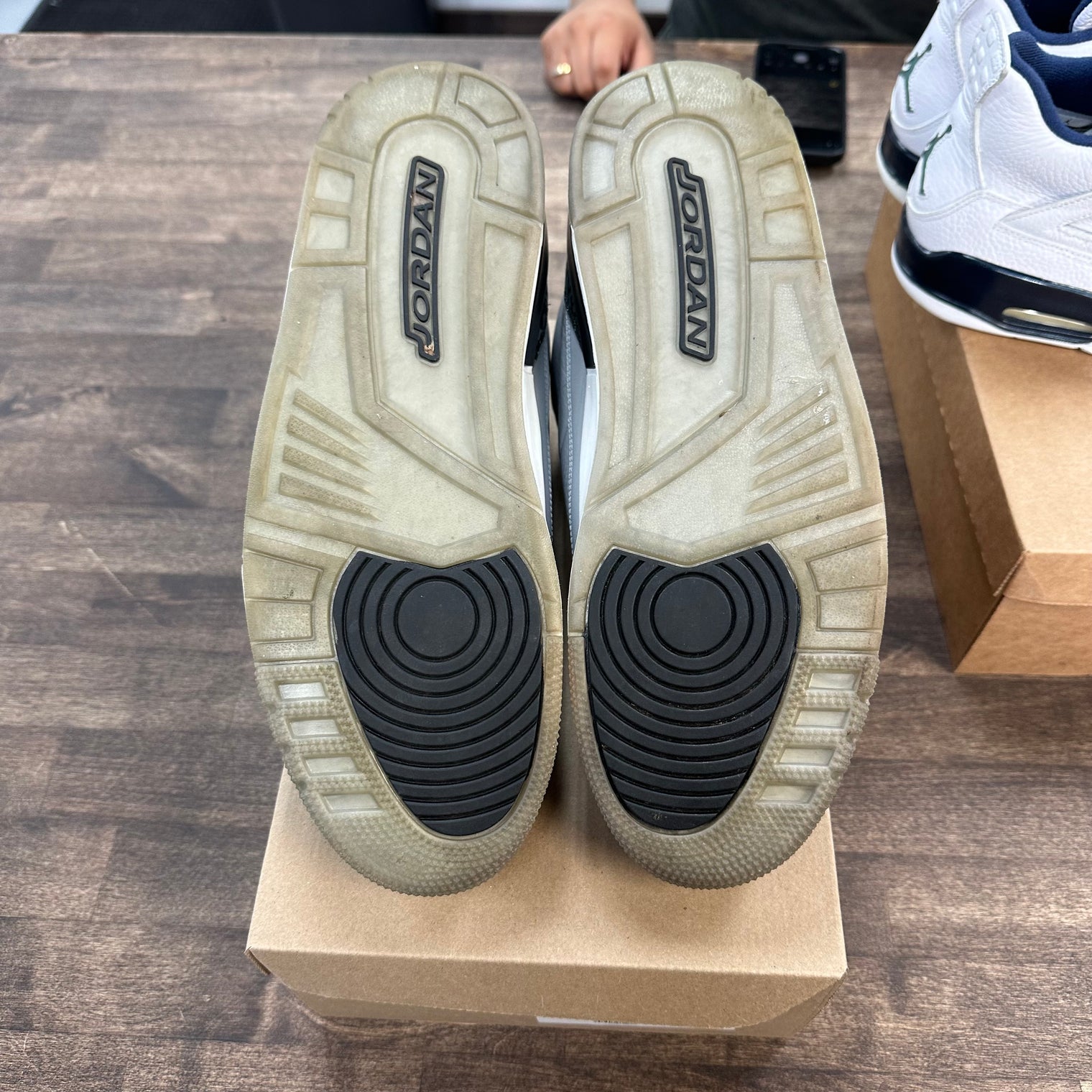 Wolf Grey Jordan 3 Retro (USED, No Box)