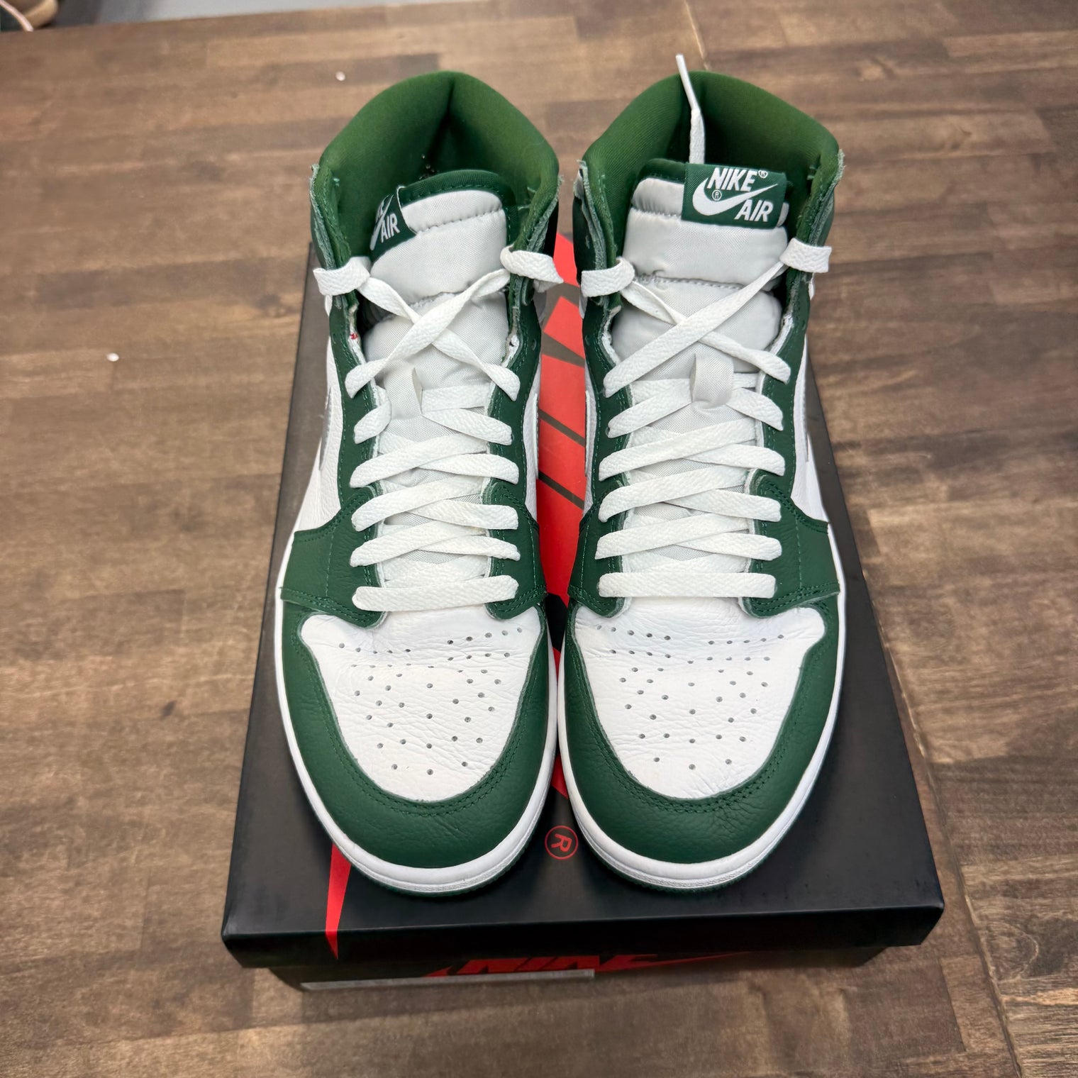 Gorge Green Jordan 1 Retro High OG (USED)