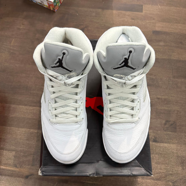 Metallic White Jordan 5 Retro (2015) (USED)