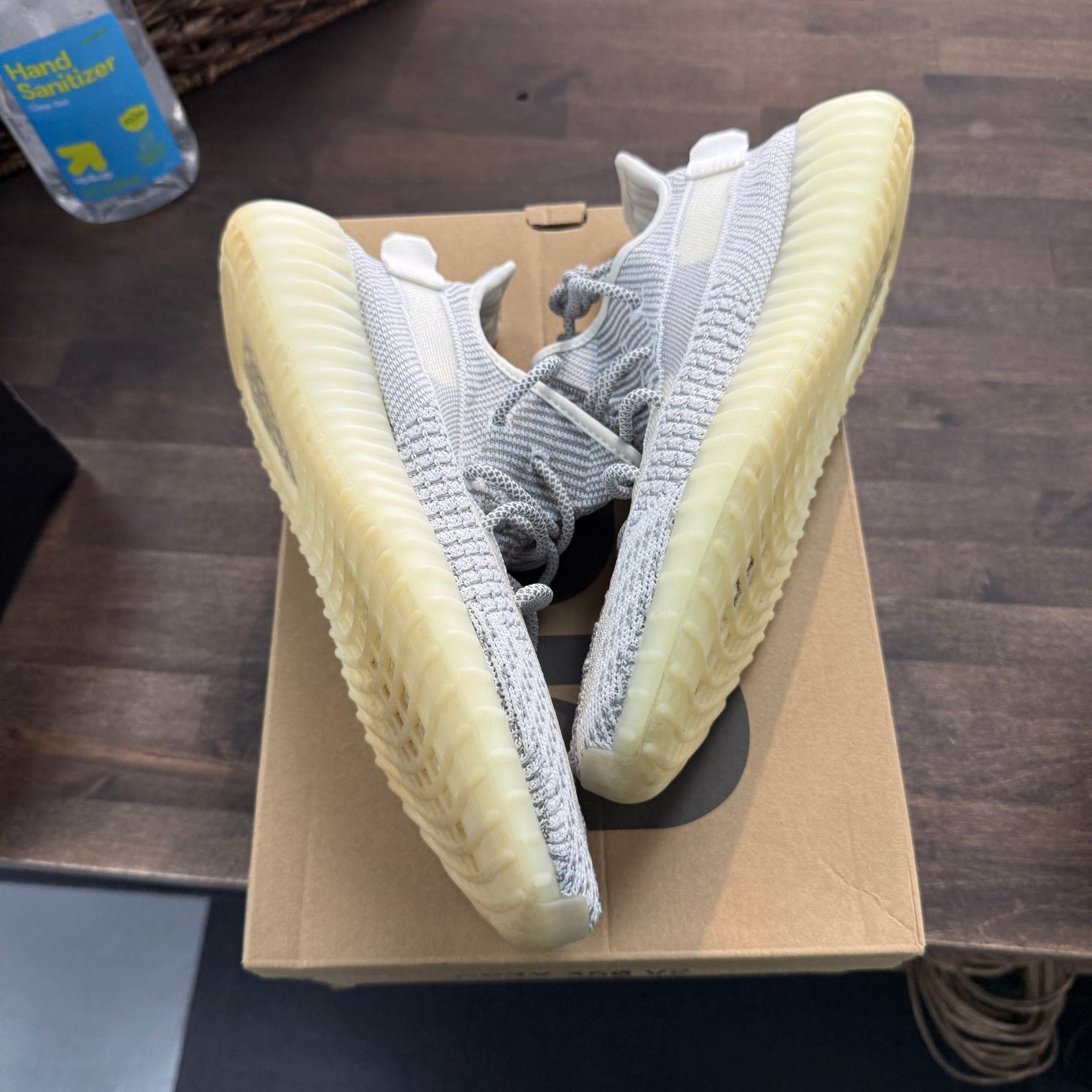 Static adidas Yeezy 350 V2 (Non-Reflective) (USED)