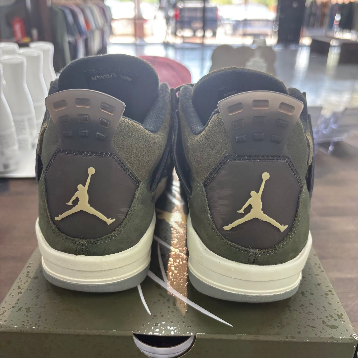 Craft Olive Jordan 4 (GS) (USED)