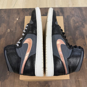 Jordan 1 Retro Bronze Medal Size 12 (Pre-Owned)