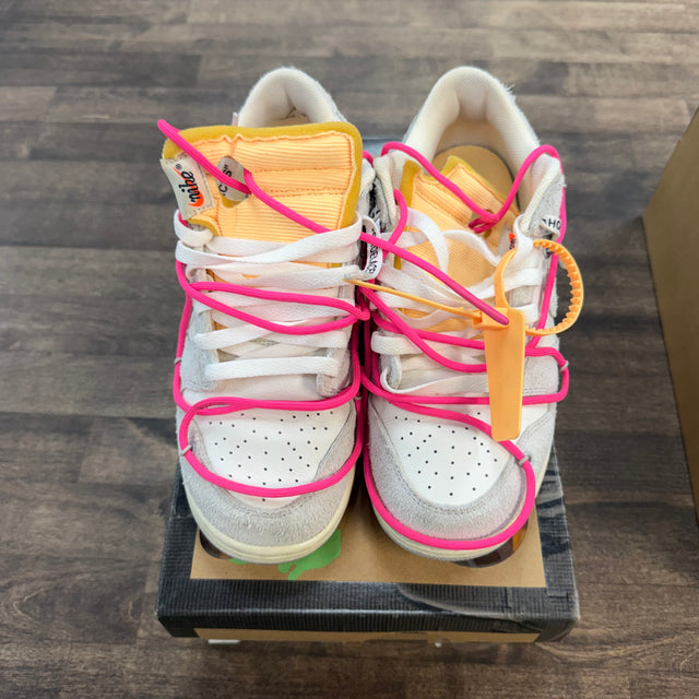 Off-White Lot 17 of 50 Nike Dunk Low (USED)