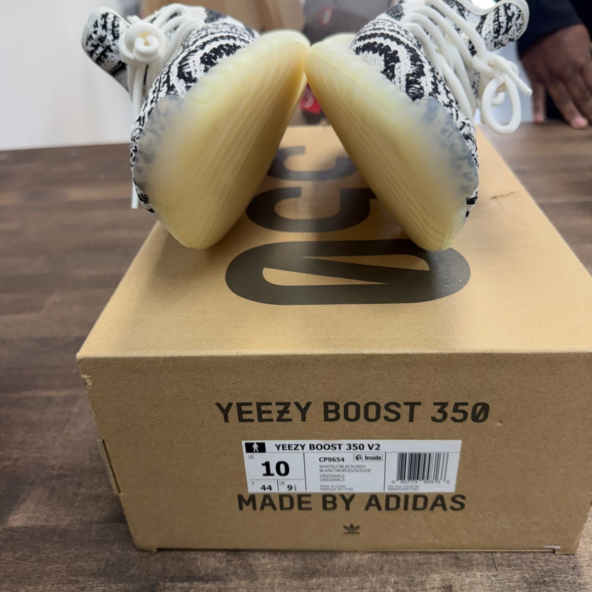 adidas Yeezy Boost 350 V2 Zebra - Image 6
