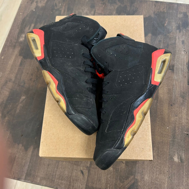 Jordan 6 Retro Black Infrared (2019) (GS) Size 6.5Y (Pre-Owned) - Image 1