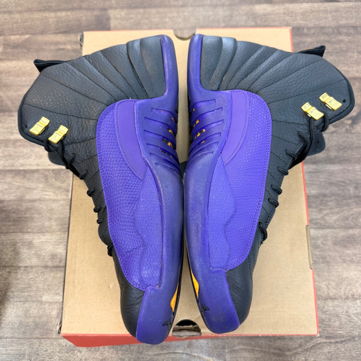 Jordan 12 Retro Field Purple Size 13 (Pre-Owned) - Image 3