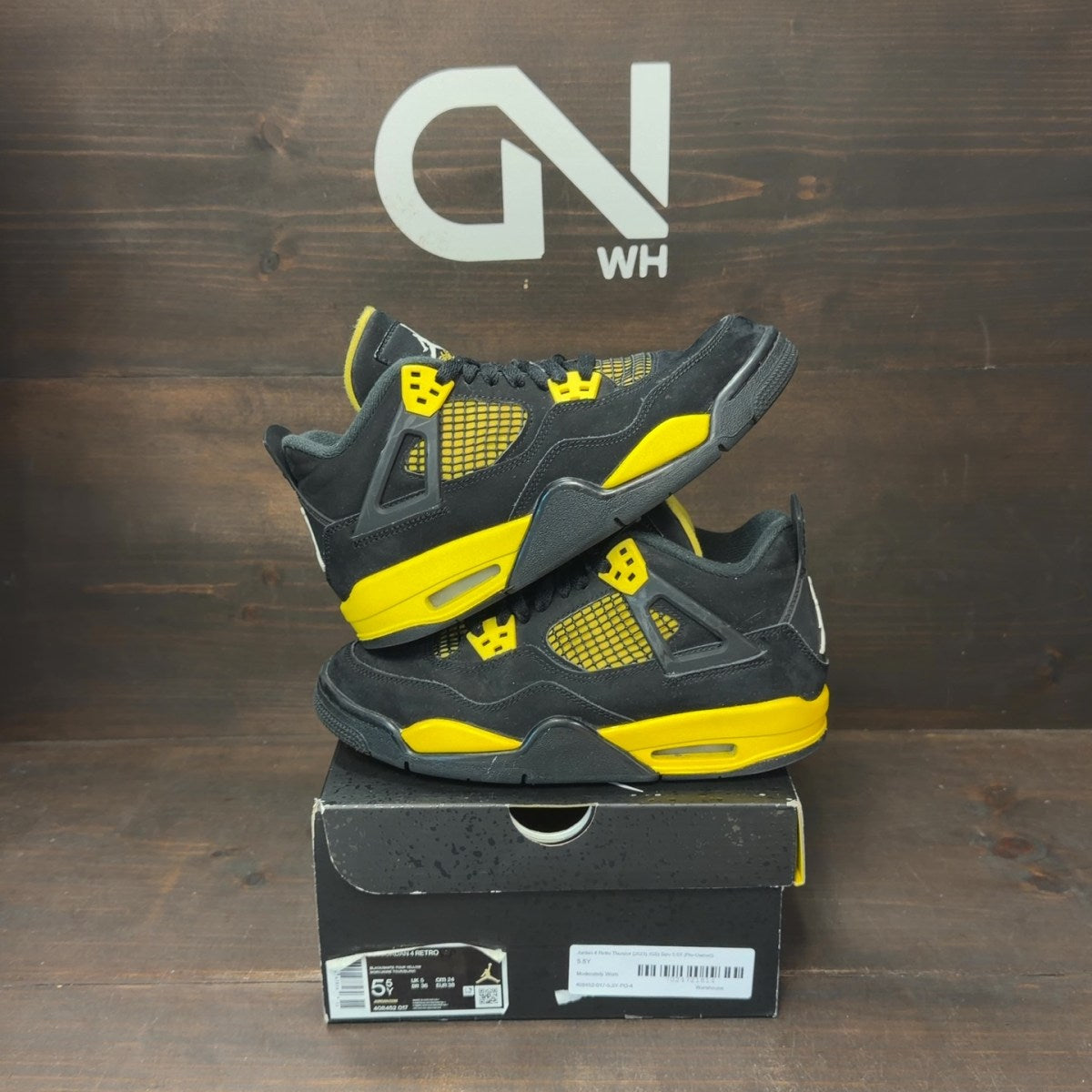 Jordan 4 Retro Thunder (2023) (GS) Size 5.5Y (Pre-Owned) - front