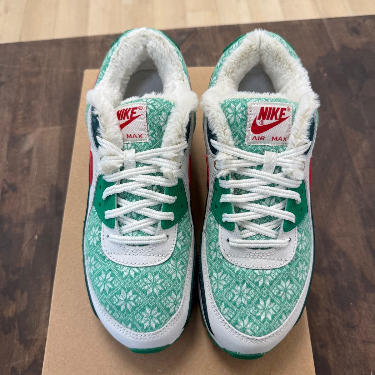 Nike Air Max 90 Nordic Christmas (2020) Size 8.5 (Pre-Owned) - Image 2