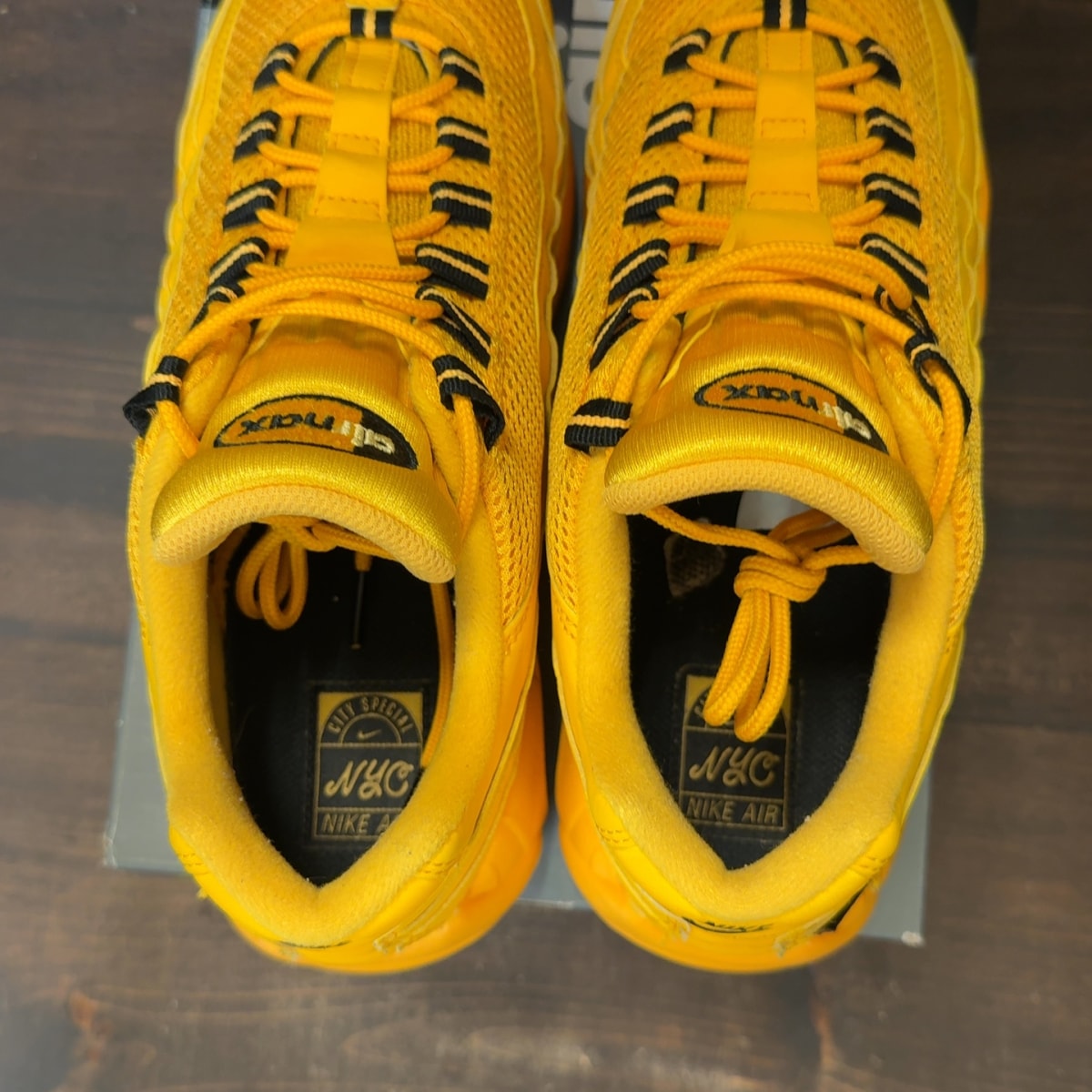 Nike Air Max 95 NYC Taxi - Image 5