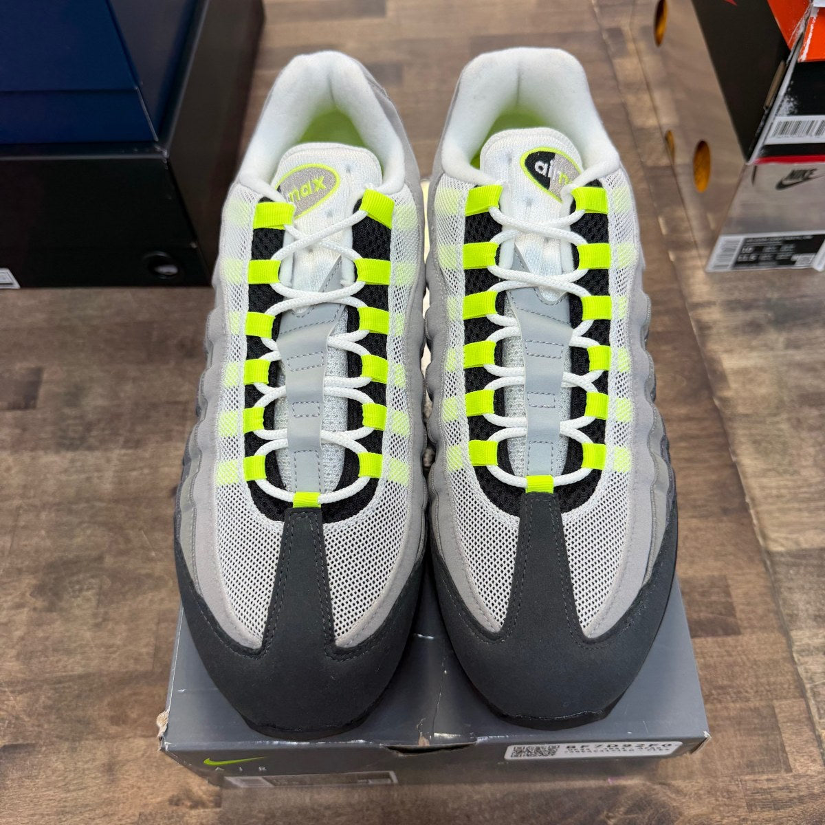Nike Air Max 95 OG Big Bubble Neon (2025/2026) Size 13 (Pre-Owned) - Image 2