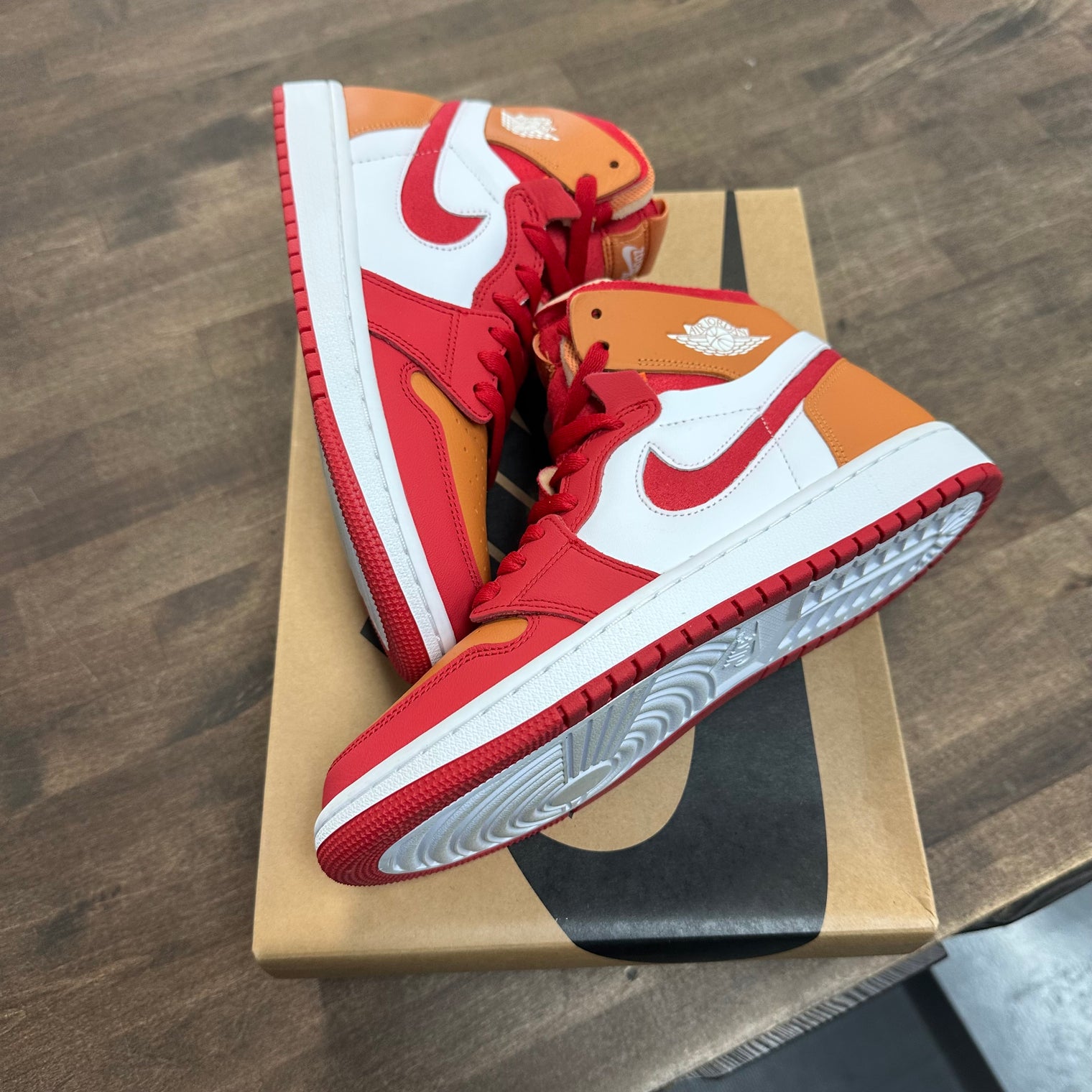 Fire Red Hot Curry Jordan 1 High Zoom CMFT (W) (USED)