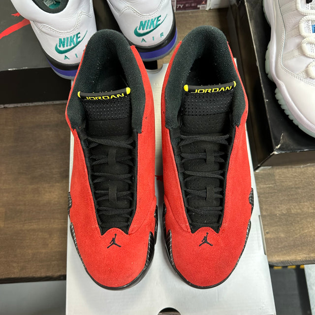 Ferrari Jordan 14 Retro (USED)