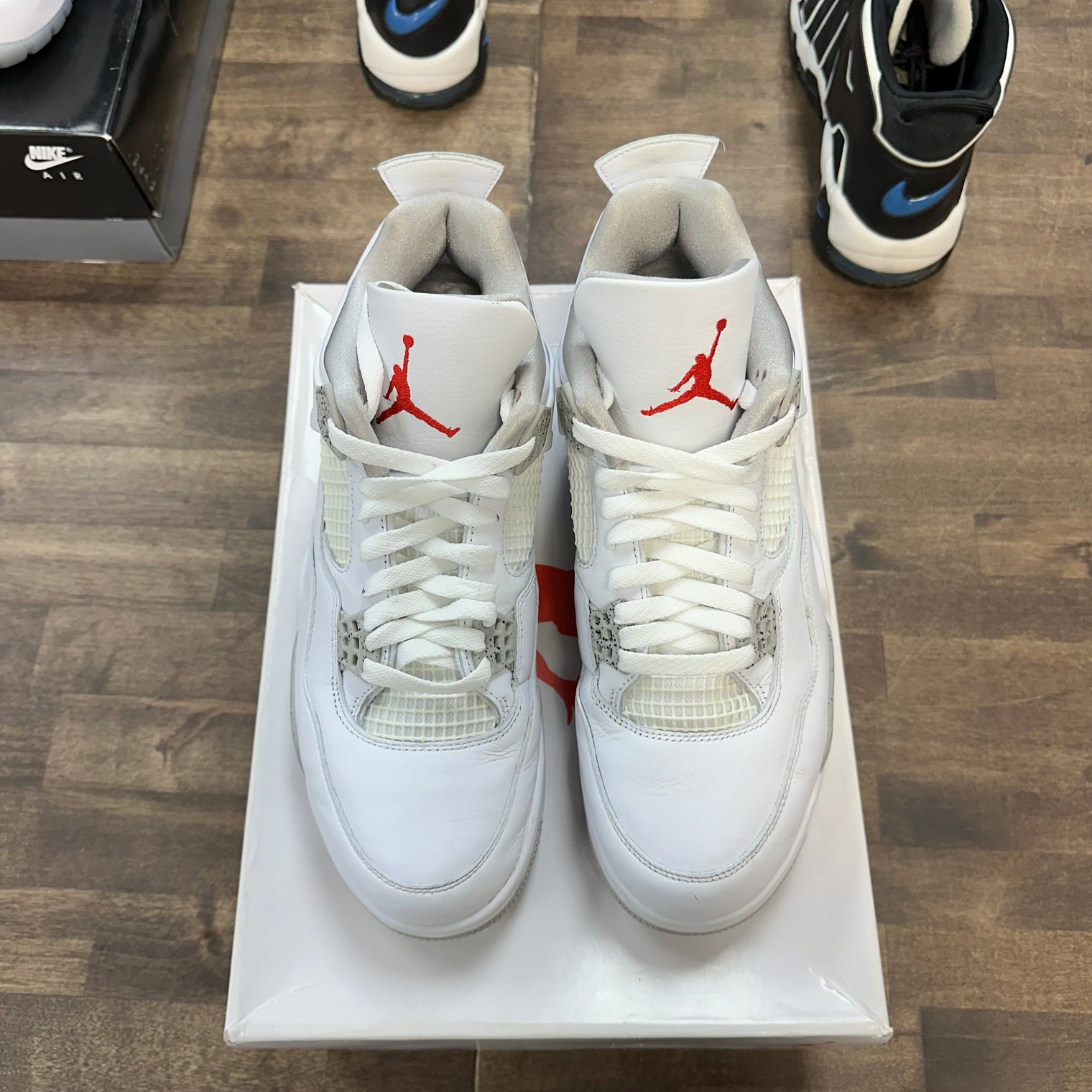 White Oreo Jordan 4 Retro (2021) (USED)