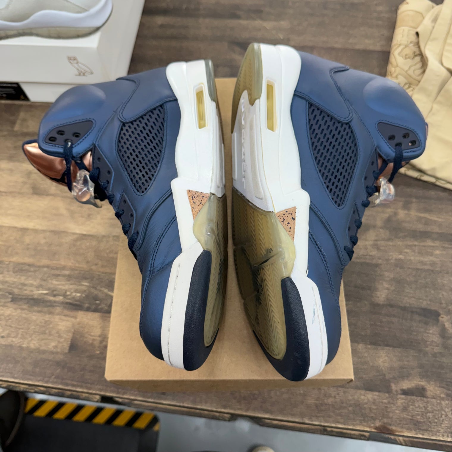 Bronze Jordan 5 Retro (USED, No Box)
