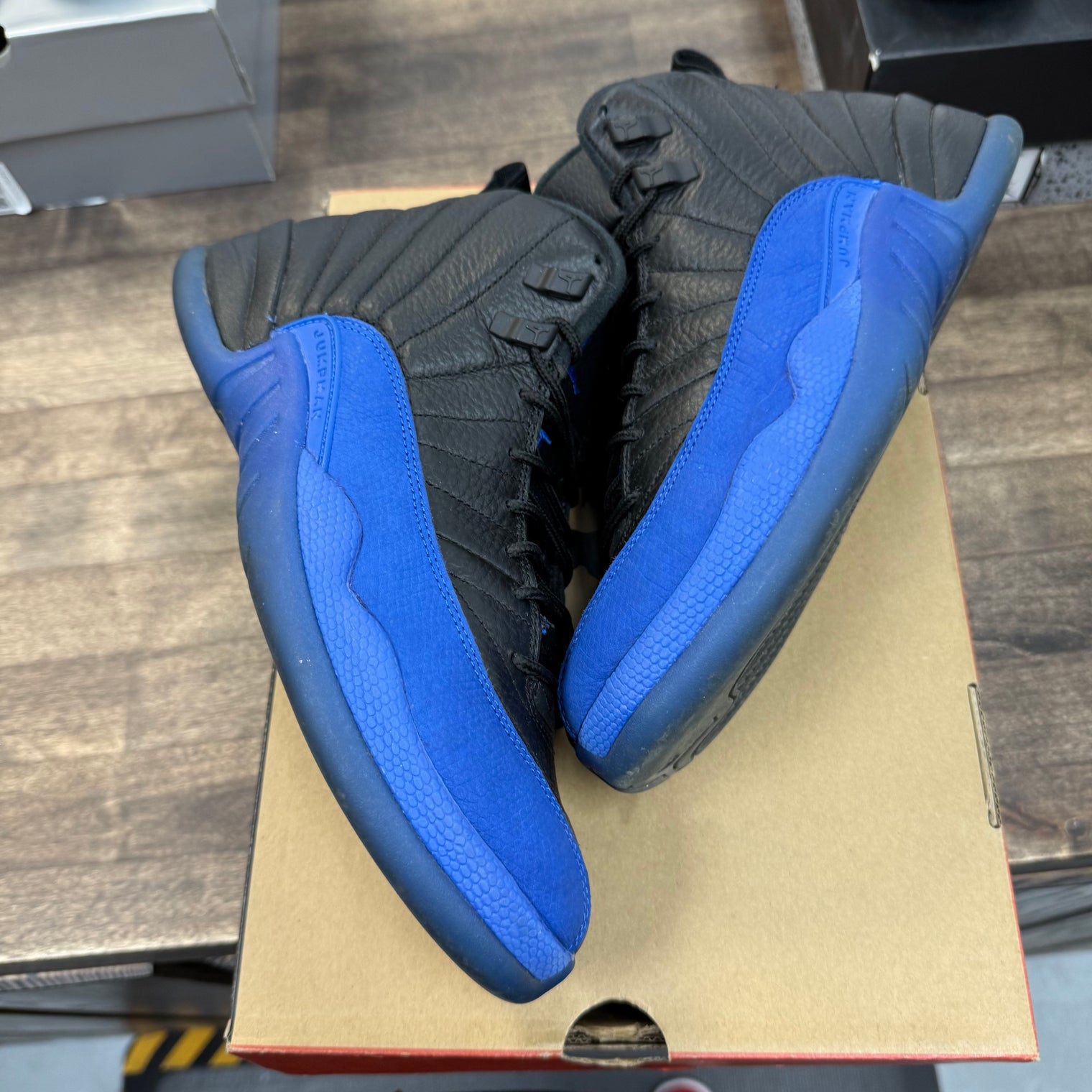 Black Game Royal Jordan 12 (USED)