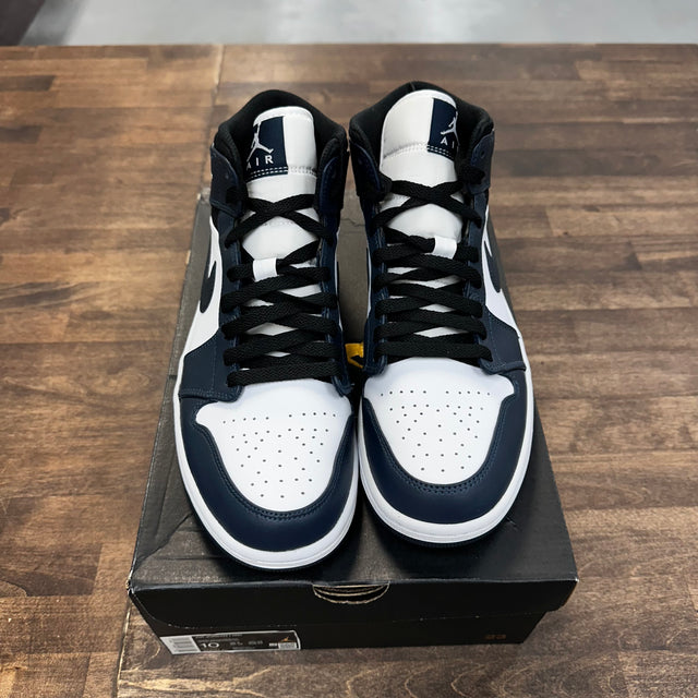 Armory Navy Jordan 1 Mid (USED)