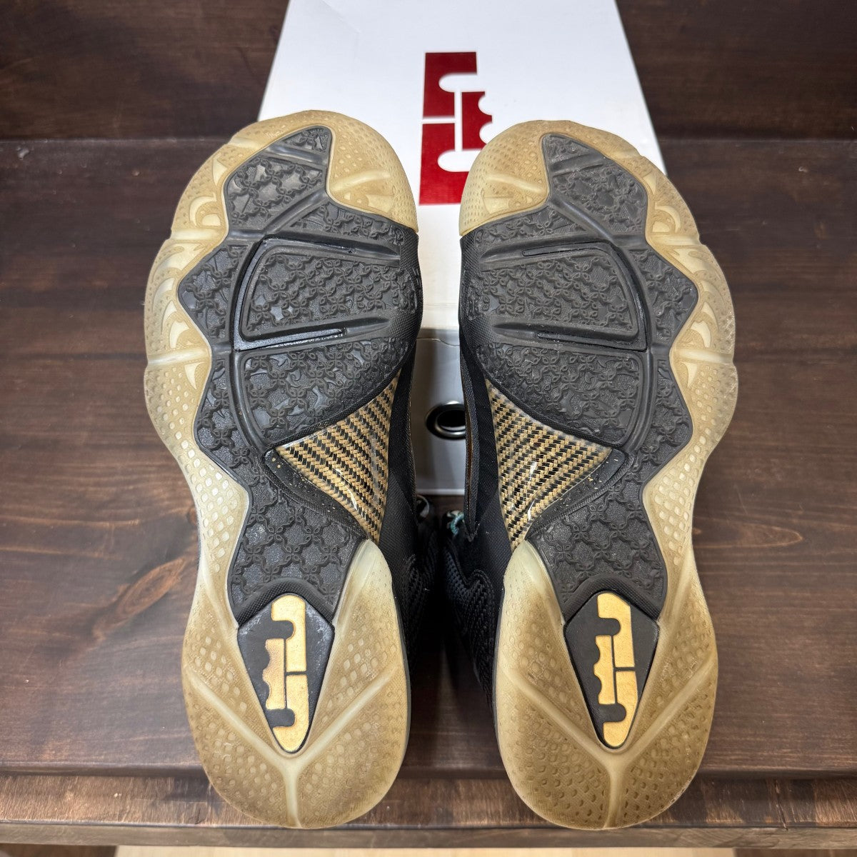 Nike LeBron 9 Watch the Throne (2022) - Image 6
