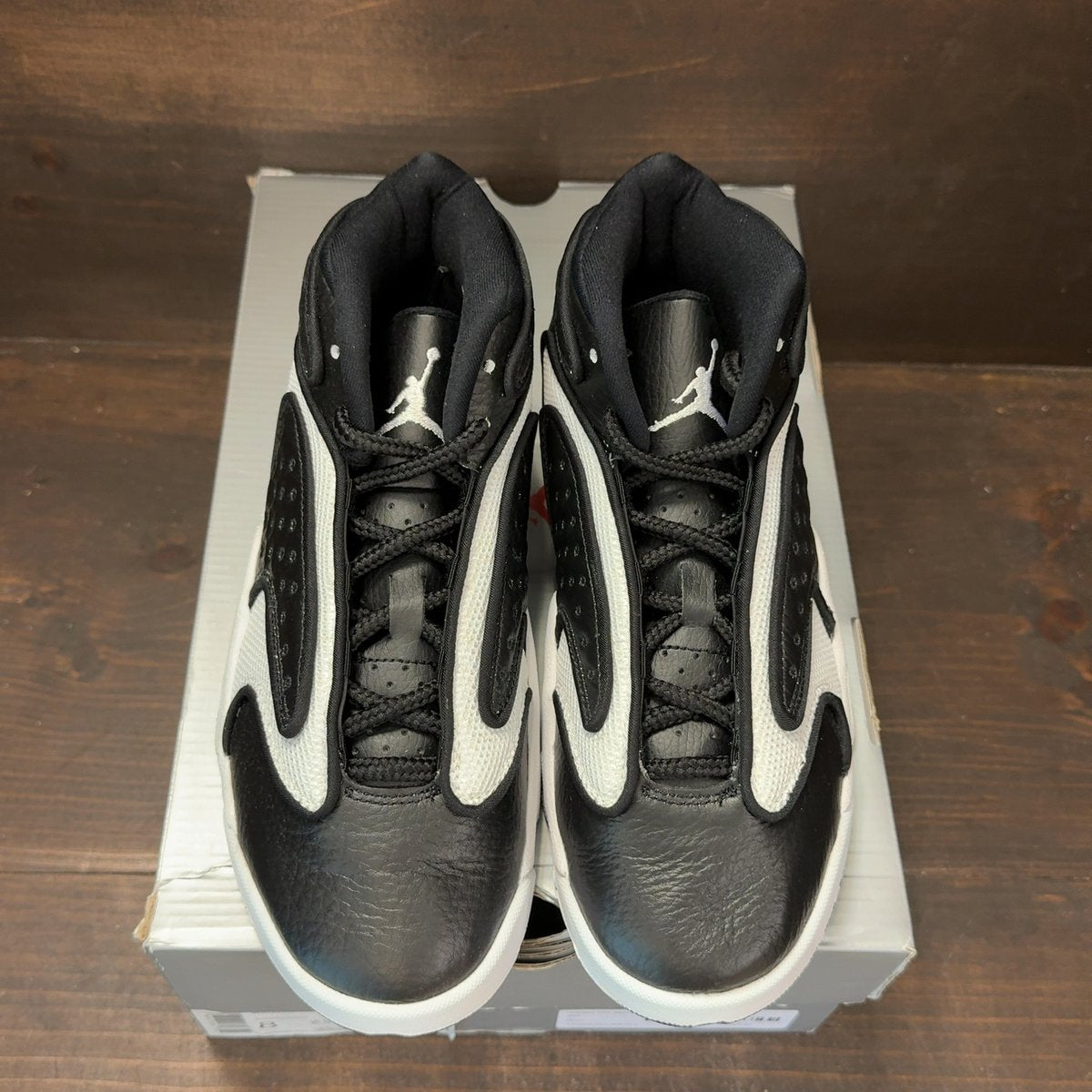 Jordan OG Black Toe (Women's) Size 8W - tag