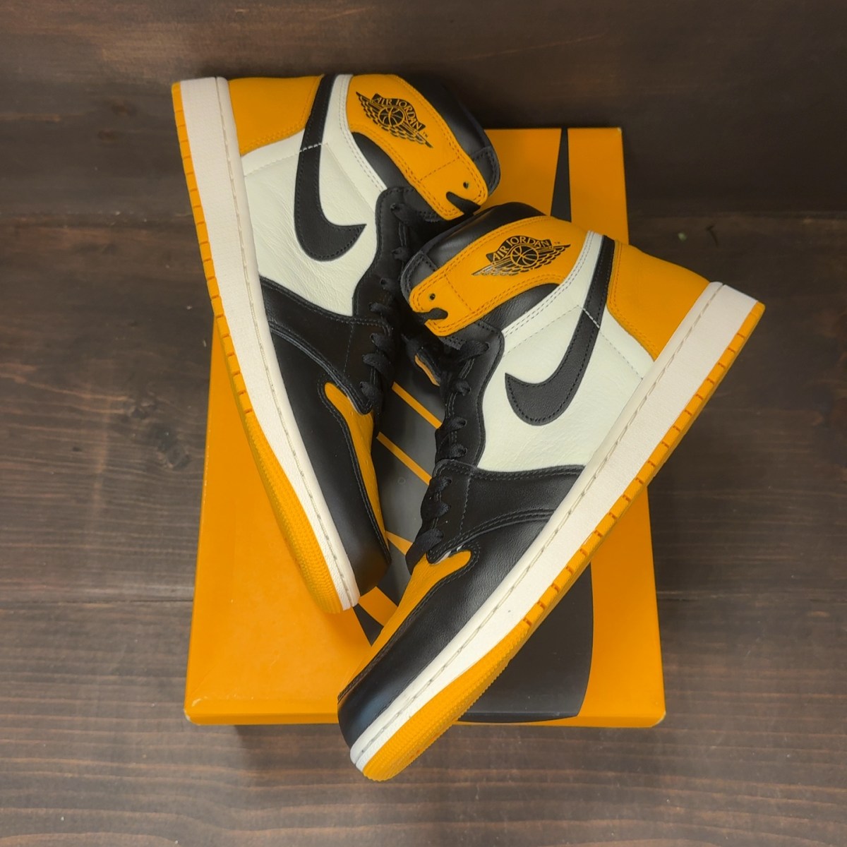 Jordan 1 Retro High OG Taxi - Image 2