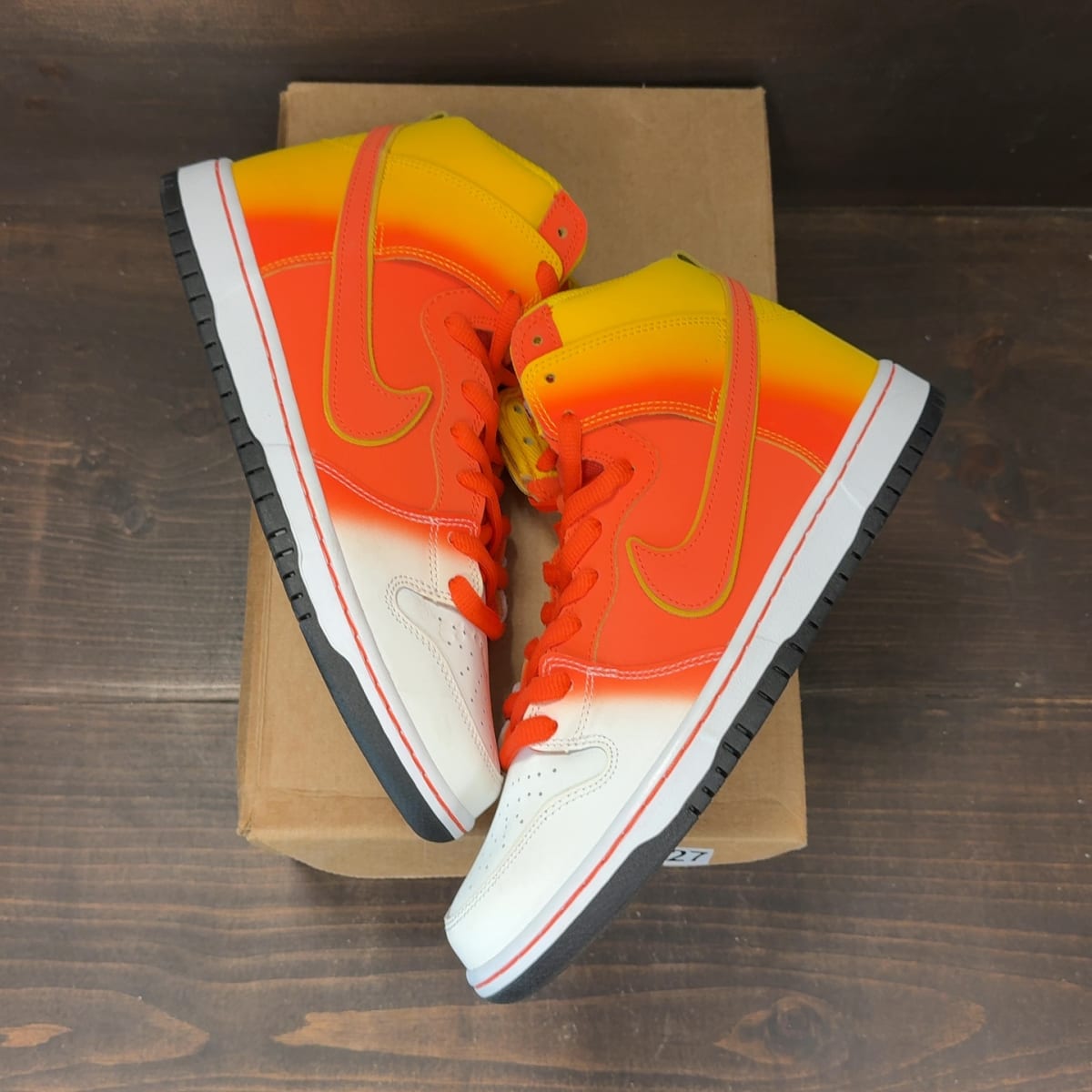 Nike SB Dunk High Sweet Tooth Candy Corn Size 10 - back