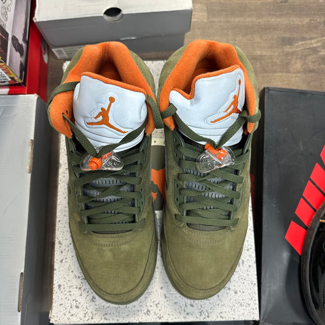 Jordan 5 Retro Olive (2024) (US 12) (USED)