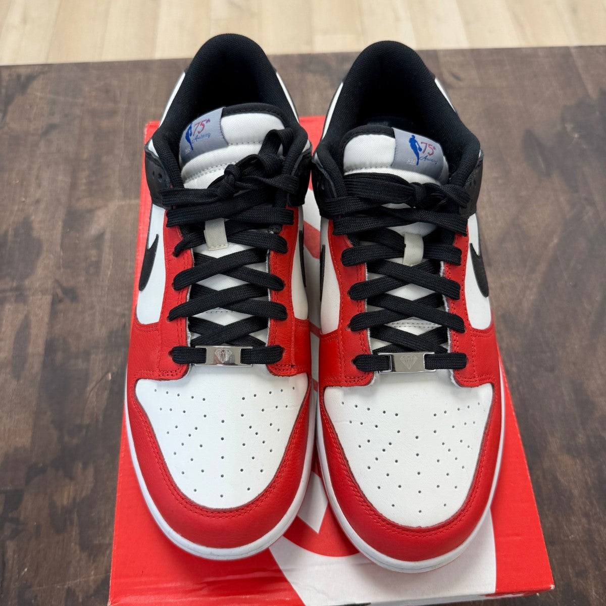 Nike Dunk Low EMB NBA 75th Anniversary Chicago Size 11 (Pre-Owned) - Image 2