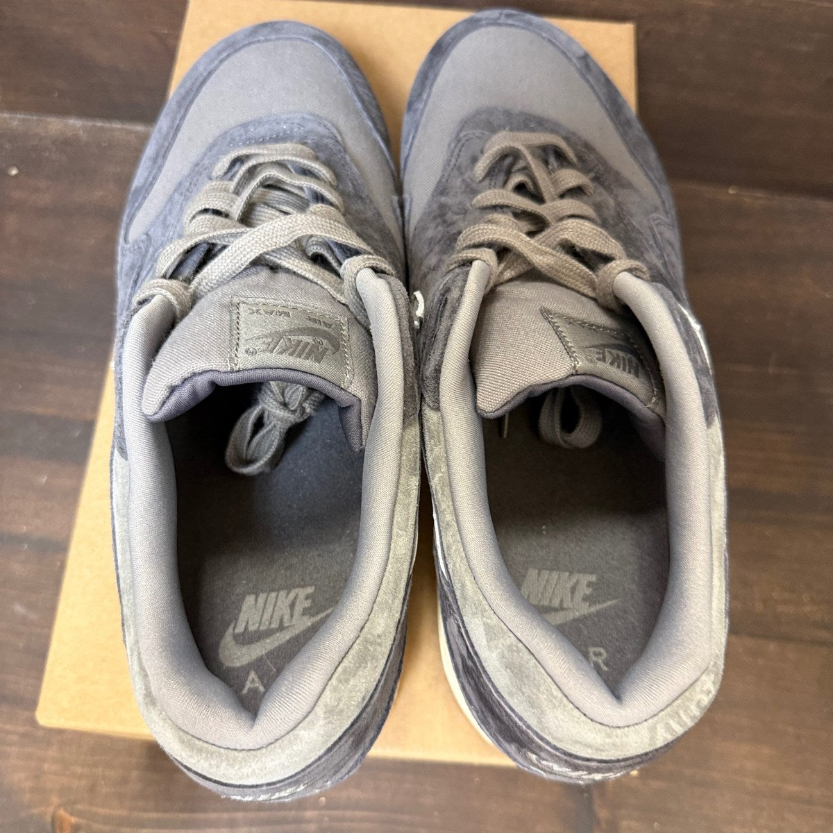 Nike Air Max 1 Crepe Soft Grey Size 12 (Pre-Owned) - Image 4