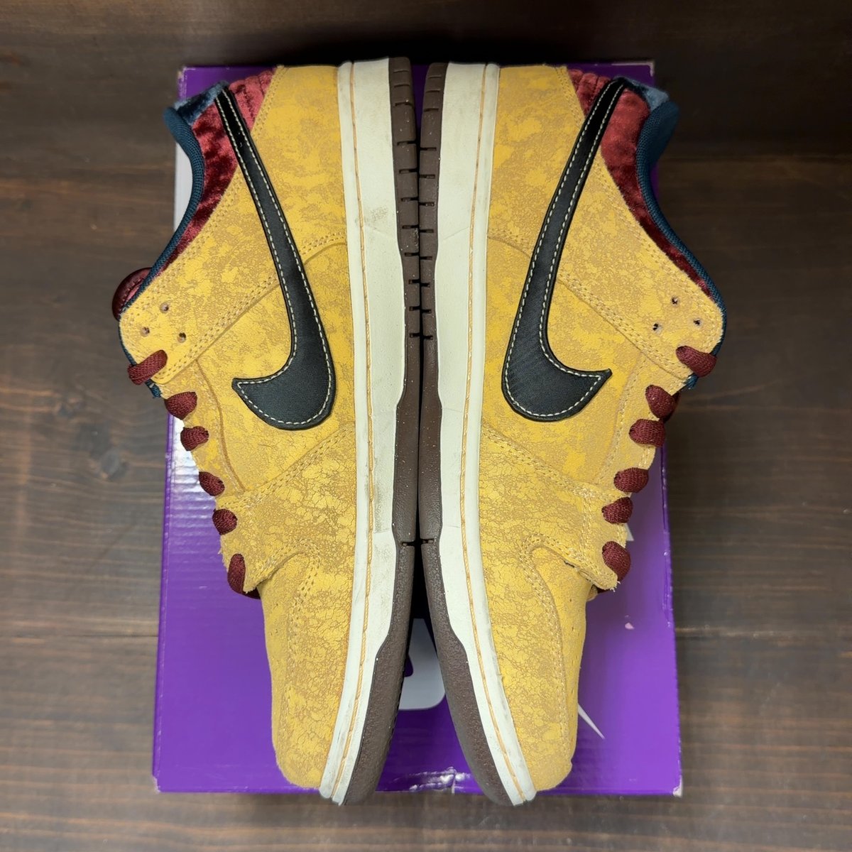 Nike SB Dunk Low City of Cinema Size 10.5 (Pre-Owned) - aux