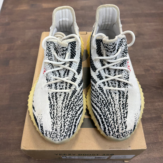 Zebra adidas Yeezy Boost 350 V2 (USED)
