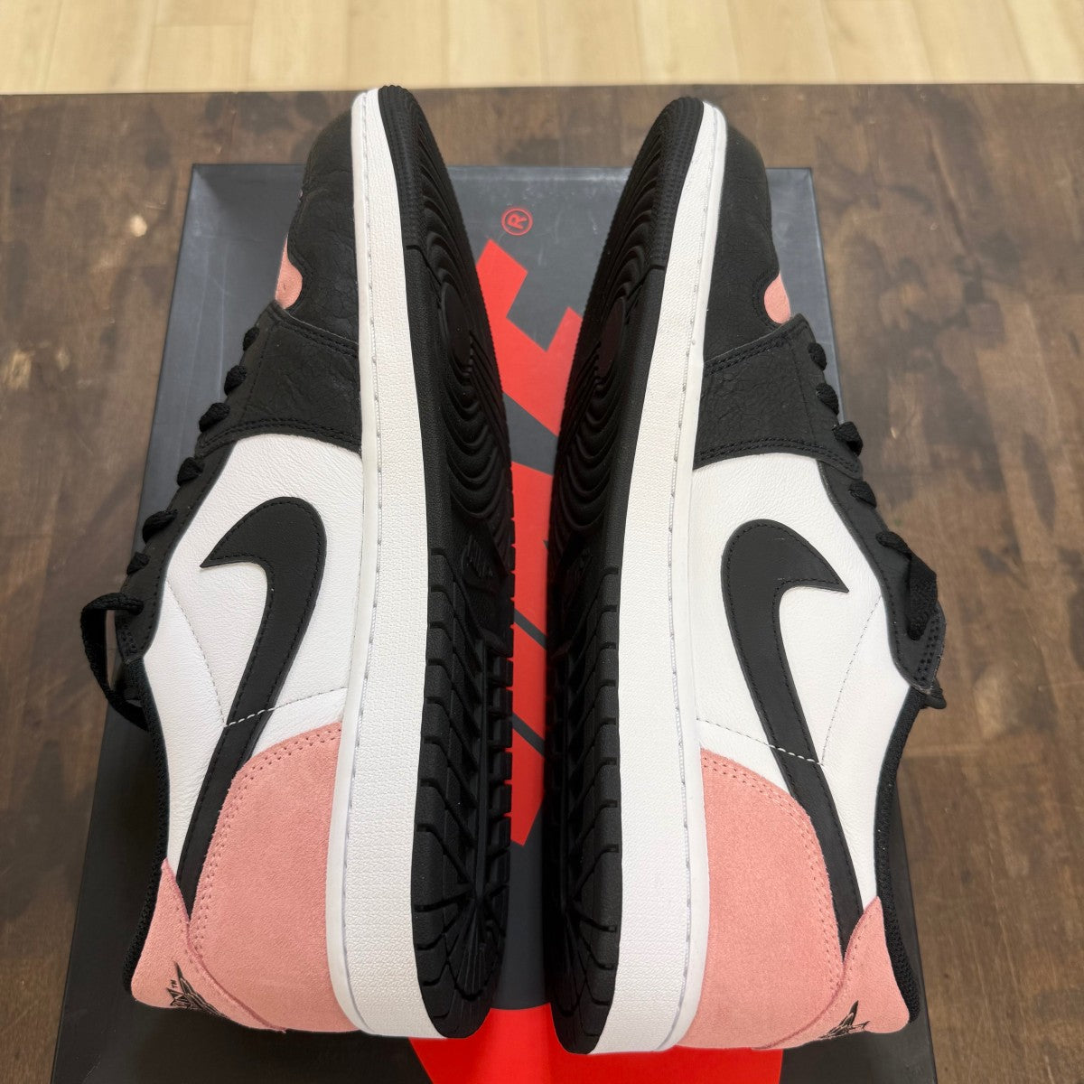 Jordan 1 Low OG Bleached Coral Size 13 (Pre-Owned) - Image 2