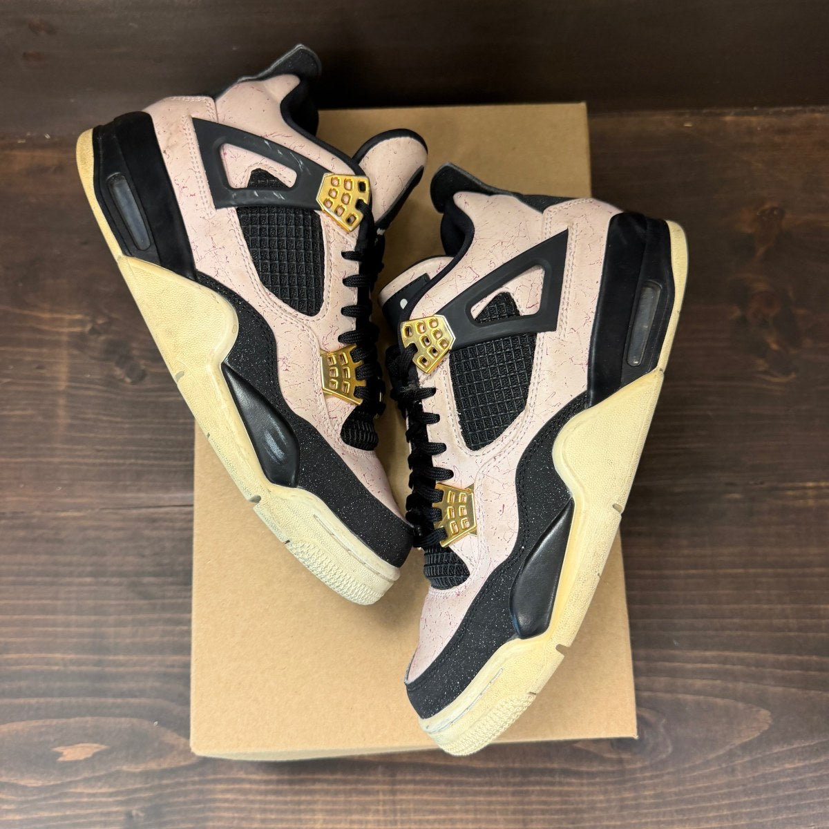 Jordan 4 Retro Silt Red Splatter (Women's) Size 8.5W (Pre-Owned) - Image 2