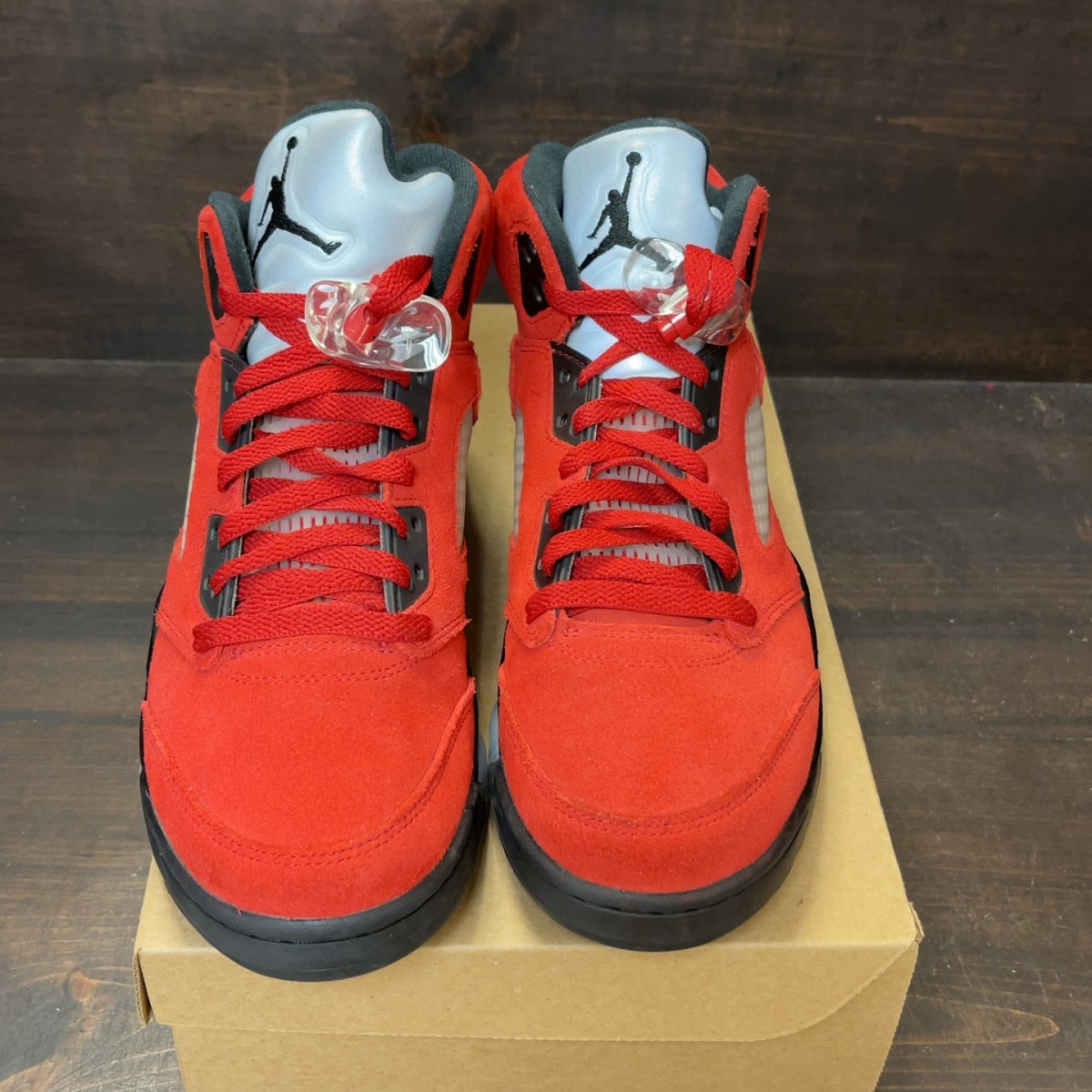Jordan 5 Retro Raging Bull Red (2021) Size 8.5 (Pre-Owned) - Image 3