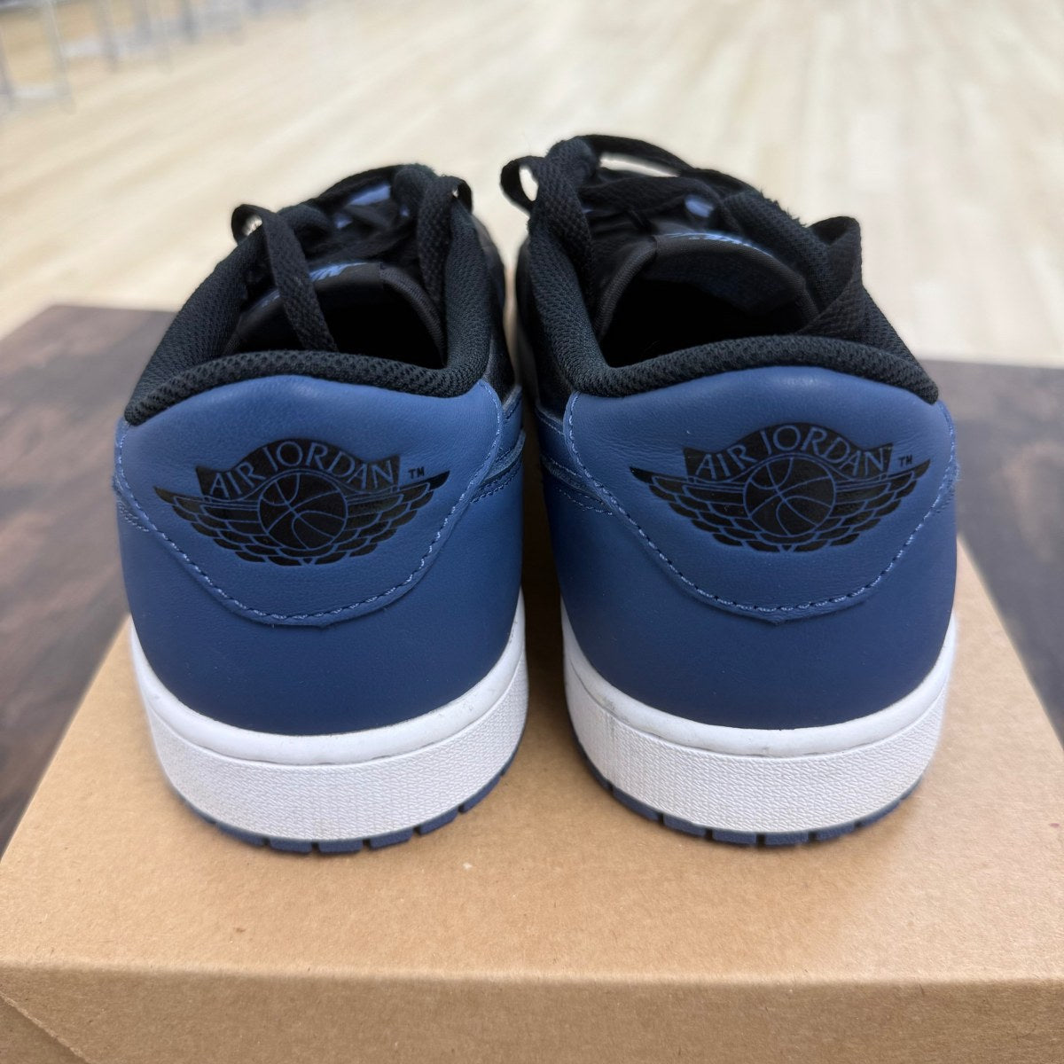 Jordan 1 Retro Low OG Mystic Navy Size 12 (Pre-Owned) - Image 3