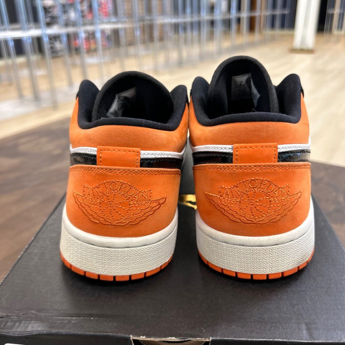 Jordan 1 Low Shattered Backboard - Image 4