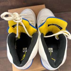 Jordan 5 Retro Laney (2013) Size 10.5 (Pre-Owned) - Image 5