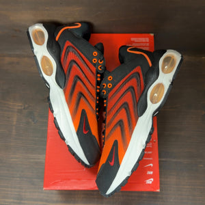 Nike Air Max TW SE Black Orange Summit - Image 2