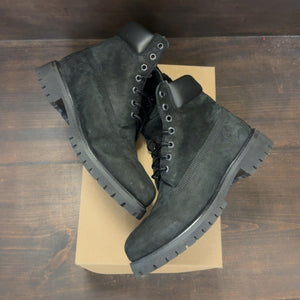 Timberland 6" Basic Boot Black Nubuck Size 8.5 (Pre-Owned) - Image 2