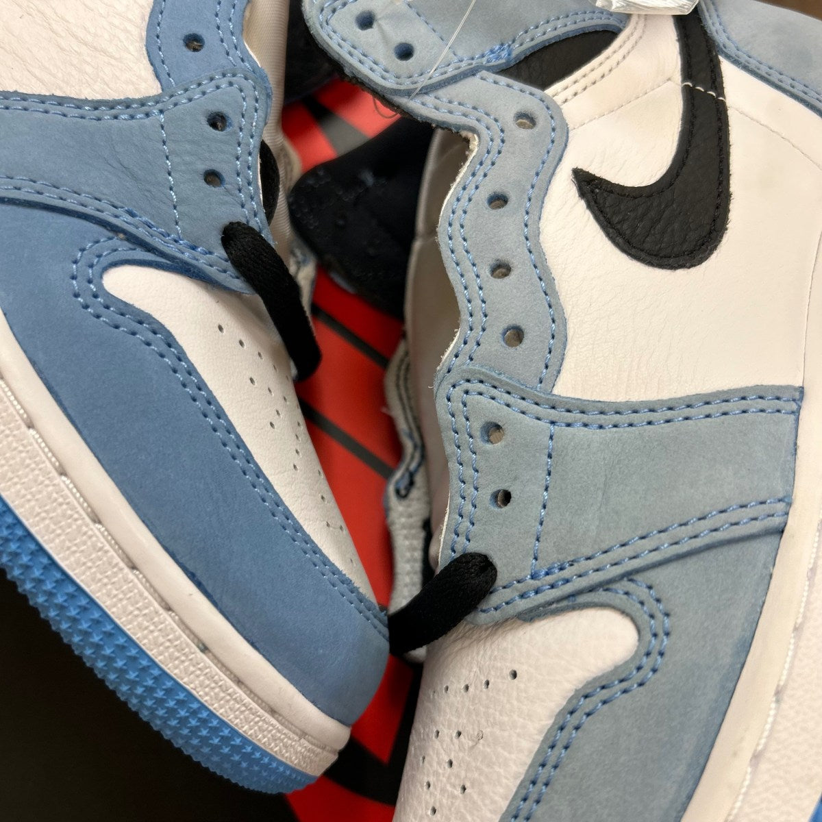 Jordan 1 Retro High OG University Blue (GS) Size 6Y (Pre-Owned)