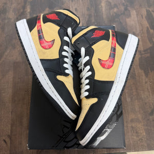 Air Jordan 1 Mid Tartan Swoosh Size 5 (Pre-Owned) - Image 1
