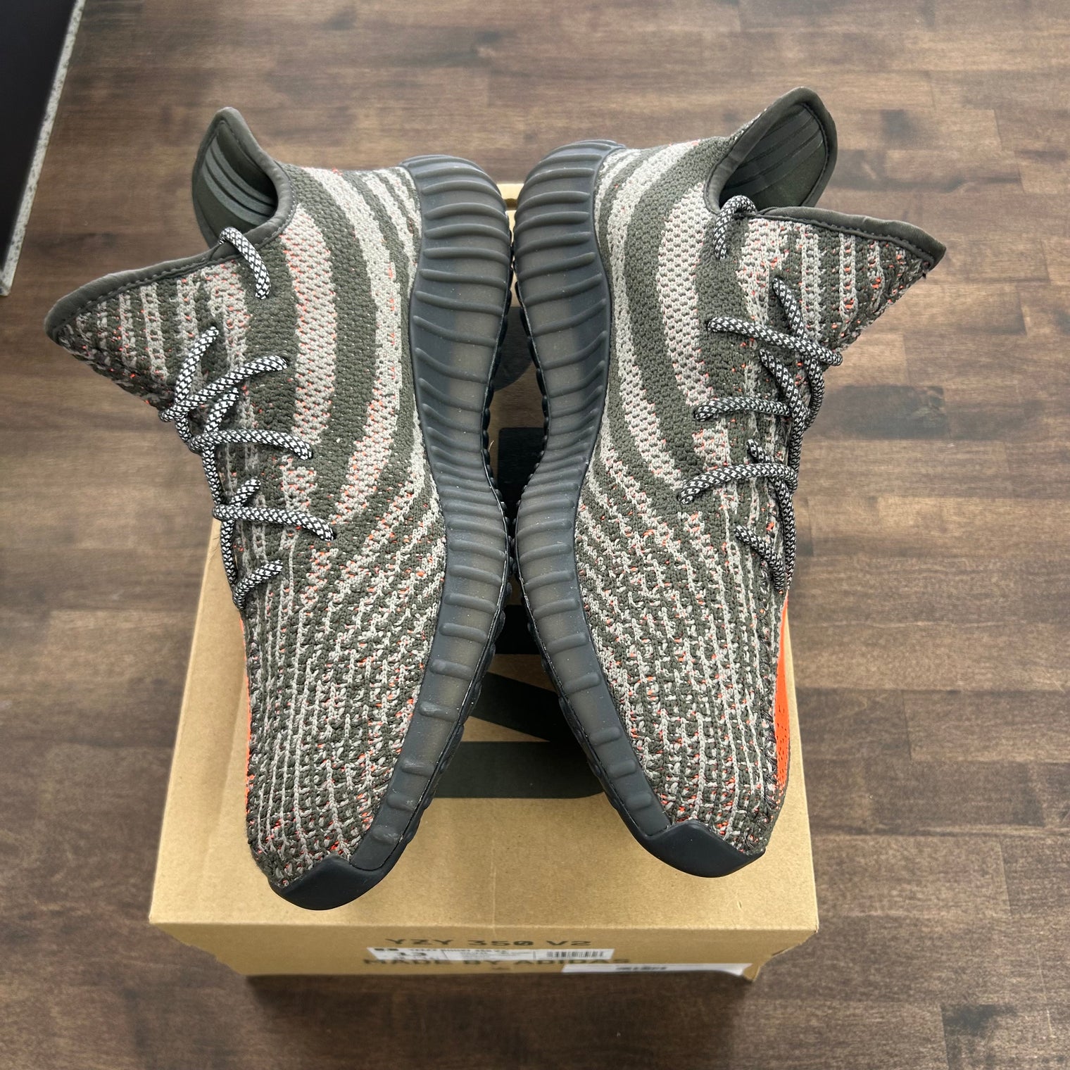 Carbon Beluga Yeezy 350 (USED)
