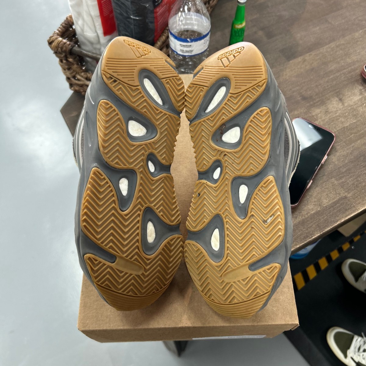 adidas Yeezy Boost 700 V2 Tephra Size 6.5 (Pre-Owned) - Image 5