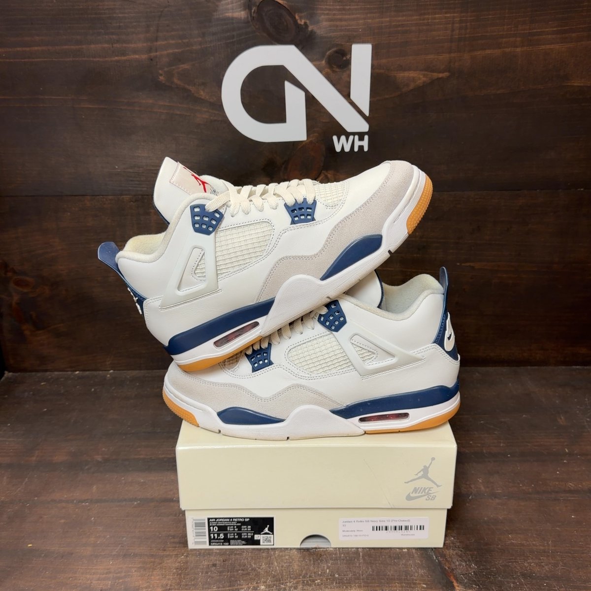Jordan 4 Retro SB Navy Size 10 (Pre-Owned) - front