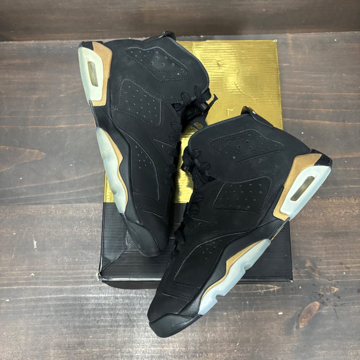 Jordan 6 Retro DMP 2020 (GS) Size 6Y (Pre-Owned) - front